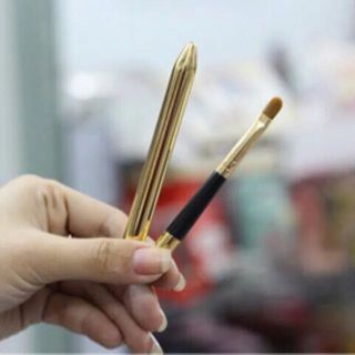 Cọ trang điểm môi Ruixue tán son đều màu