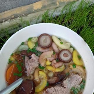 NUI NGŨ SẮC
