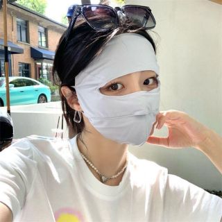 Khẩu trang chống nắng toàn mặt