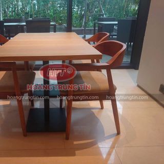 Bàn ghế gổ nệm nhà hàng cao cấp giá tại xưởng sản xuất