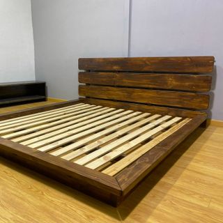Giường gỗ thông phong cách Vintage màu đen