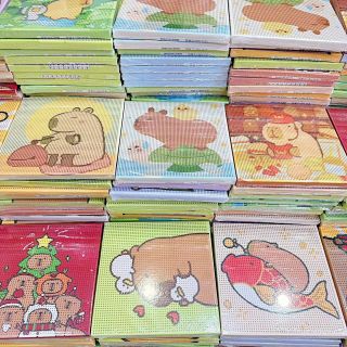 Tranh đính đá 20x20cm mẫu capybara