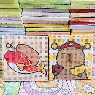 Tranh đính đá 20x20cm mẫu capybara