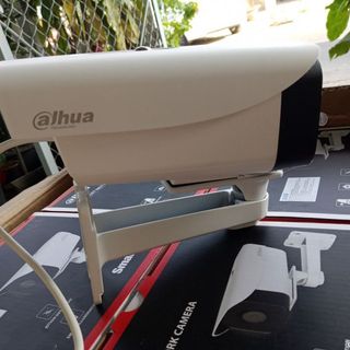Camera IP thân trụ 2MP DAHUA DH-IPC-HFW1230V-A-I4-B