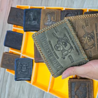 Ví sáp khâu viền giá 3x