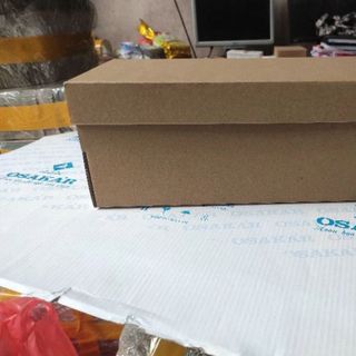 Hộp giấy , hộp carton , hộp đựng giày dép, hộp áo, hộp túi,hộp mũ. Kích thước 31x19x11,30x20x10,30x15x10,32x22x12 giá sỉ