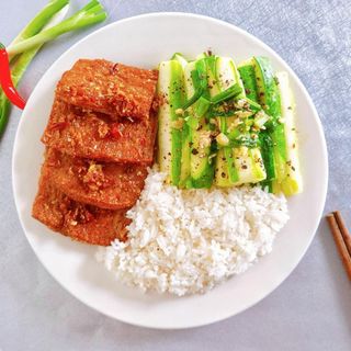 SƯỜN NON CHAY, KG/2 BỊCH HÚT CHÂN KHÔNG - KHO CHUYÊN SỈ GIÁ TỐT