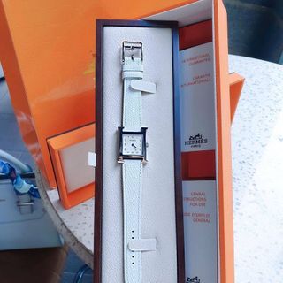 ĐỒNG HỒ NỮ CAO CẤP HEMES DÂY DA MẶT SỐ NIỀNG TRƠN BẠC 4