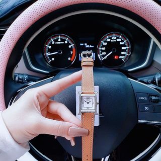 ĐỒNG HỒ NỮ CAO CẤP HEMES DÂY DA MẶT SỐ NIỀNG HỘT 2 BÊN