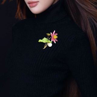 Ghim cài áo hoa sen đính Ngọc trai nước ngọt thời trang cao cấp sang trọng dành cho nữ (5.6cm)