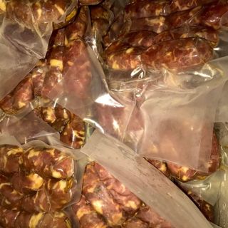 Lạp Xưởng Bò ( Tung Lò Mò An Giang )
