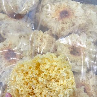 Nấm tuyết bông - Màu vàng nhạt tự nhiên - Nguyên liệu Chè dưỡng nhan
