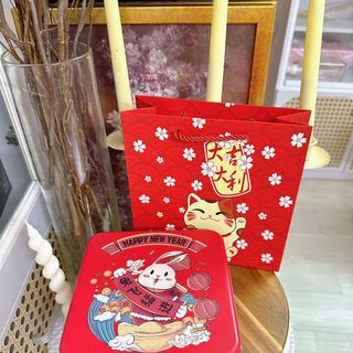 HỘP BÁNH QUY SANG TRỌNG