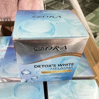 Kem DORA Detox white - Hàn Quốc