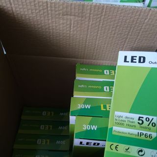 Đèn Led Ngoài Trời outlight 30-50-100-200w