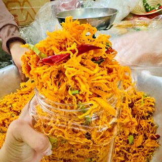 Combo 10 hủ khô gà lá chanh nhà làm siu ngon