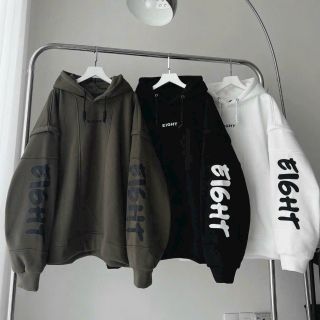 Áo hoodie in Eight chất thun nỉ mềm mịn. nón rộng 2 lớp vải chính form rộng 75kg vải dày mịn, chống nắng tốt.
