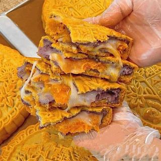 🥮🥮 BÁNH TRUNG THU siêu to khổng lồ MOCHI KHOAI MÔN TRỨNG MUỐI CHÀ BÔNG 500g  - CTB796