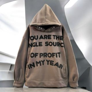 áo hoodie chất thun nỉ dày mịn mát,logo in nổi,ko kem bong tróc ,nón rộng 2 lớp vải chính.