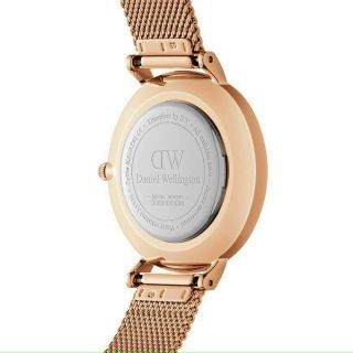 ĐỒNG HỒ NAM NỮ CAO CẤP D.W AMBER DÂY LƯỚI MẶT TRÒN NÂU SOCOLA 2