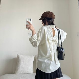 SƠ MI ĐŨI PHỐI NƠ SAU freesize FORM Dưới 55k chất đũi sốp