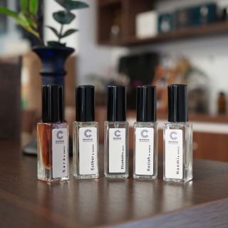 NƯỚC HOA MINI SIMPLE ESTHER 5ML PHONG CÁCH XỊT - CHAVA