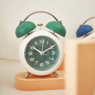 Đồng Hồ Báo Thức Để Bàn Có Chuông Reo Lớn Và Đèn LED(01)