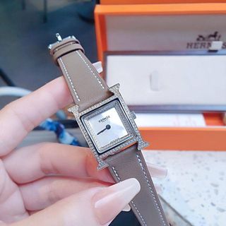 ĐỒNG HỒ NỮ CAO CẤP HEMES DÂY DA MẶT VIỀN ĐÁ NEW 5