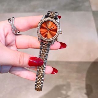 Đồng hồ rolexs viền đá nhỏ