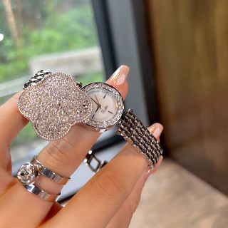 Đồng hồ ⏰ mẫu mới Scotties bông
