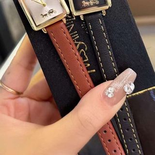 Đồng hồ da nữ nhỏ mới coachs