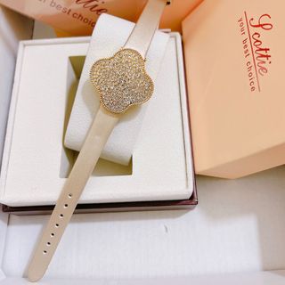 Đồng hồ da Scottier bông mẫu mới