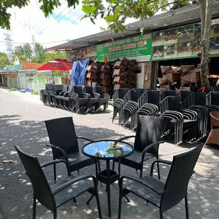 Bàn ghế cafe nhựa giả mây giá rẻ tại xưởng sản xuất Hoàng Trung Tín ghế cafe thanh lý giá rẻ