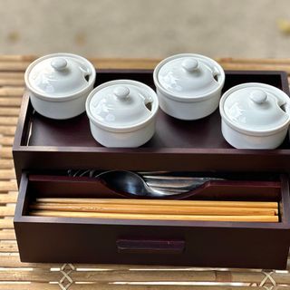 Bộ Dụng Cụ Đựng Muỗng Đũa Gia Vị Kiểu Nhật bằng gỗ tự nhiên sang trọng có ngăn kéo chống bụi và ẩm mốc, sản phẩm dành cho Quán Ăn, Gia Đình thương hiệu BeSOL