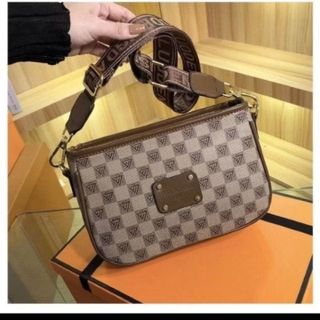 TÚI XÁCH ĐEO VAI ĐEO CHÉO BẢN GIỚI HẠN YVY77- TRIỆU VY STORE