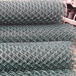 Lưới b40 mạ kẽm,  bọc nhựa làm hàng rào, chuồng trại, chăn nuôi