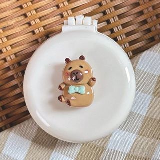 LƯỢC KÈM GƯƠNG GẤP GỌN CAPYBARA CHARM NHỎ MS1057