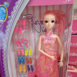 Búp bê công chúa mắt đá sáng