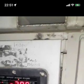 CONTAINER LƯU TRỮ CẤP ĐÔNG MÁY DAIKIN