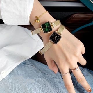 ĐỒNG HỒ NỮ THỜI TRANG D.W DÂY LƯỚI VUÔNG MINI 4