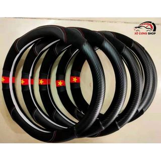 Bọc vô lăng cờ Việt Nam da vân Carbon phối Da lộn