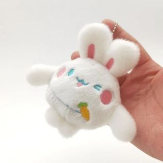 MÓC KHÓA THỎ TRẮNG MÁ HỒNG