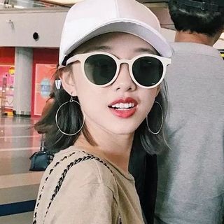 MẮT KÍNH NỮ THỜI TRANG DÁNG TRÒN