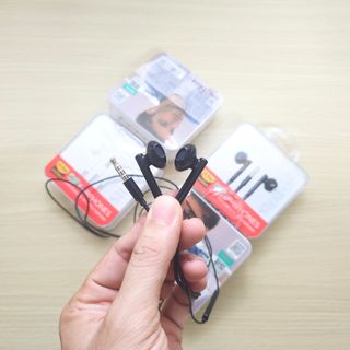 Tai nghe M64 dài 1.2m- Dành cho thiết bị hỗ trợ jack 3.5mm