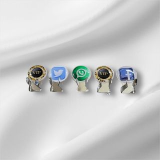 Móc treo bàn chải, dây điện,... Dán tường