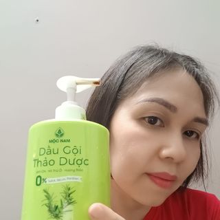 Dầu Gội Thảo Dược Mộc Nam, Ngăn Ngừa Rụng Tóc, Phục Hồi Hư Tổn, Chiết Xuất Từ Thảo Dược Tự Nhiên - 300ML