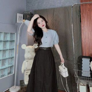 SÉT ÁO LENNIN PHỐI CHÂN VÁY COTON LẠNH KÈM DÂY NỊT