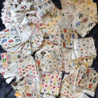 SET 5 YẾM COTTON TAM GIÁC CHO BÉ- 2 NÚT BẤM