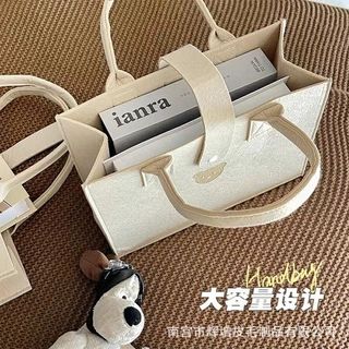 TÚI DẠ MẶT GẤU 2023 SIZE: 40*30*10