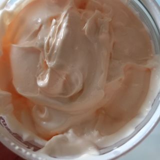 Kem body dưỡng trắng chuyên sâu